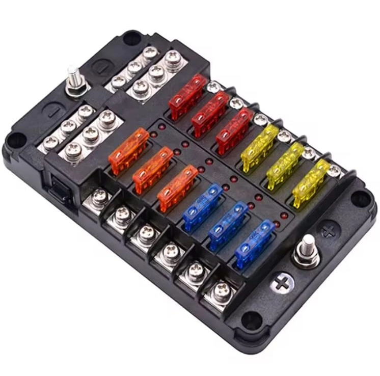 12 SİGORTA KUTUSU 12 Lİ LED İKAZ IŞIKLI ŞASE BARELİ